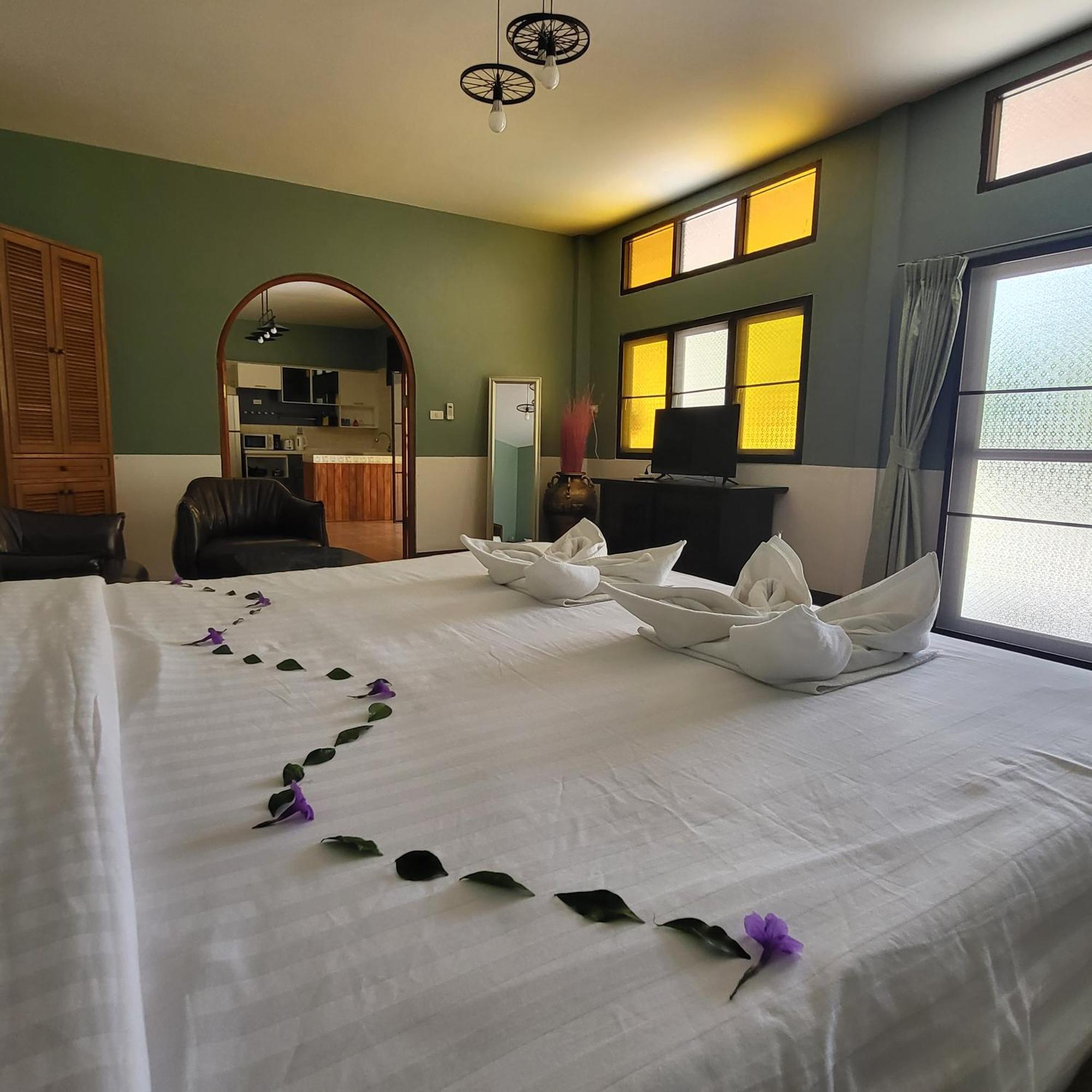 Namphung Phuket Boutique Resort Rawai Exterior foto